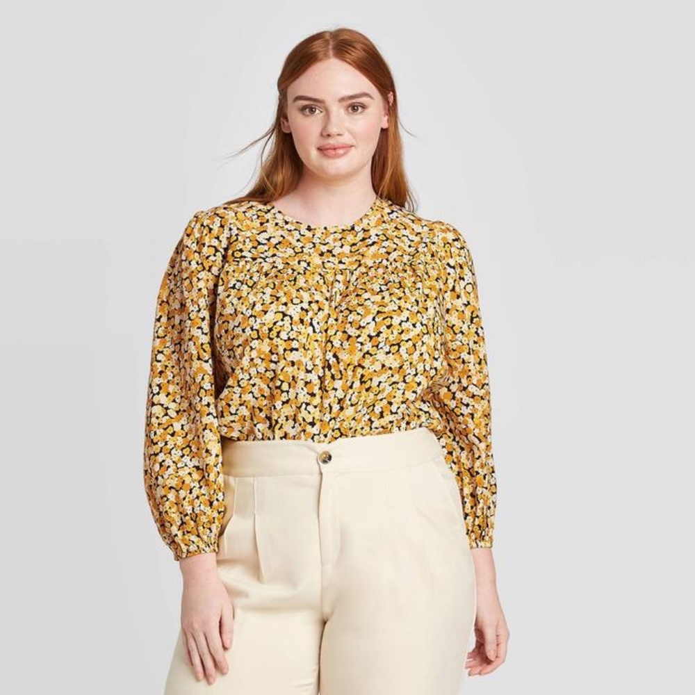 who what wear black and yellow floral blouse